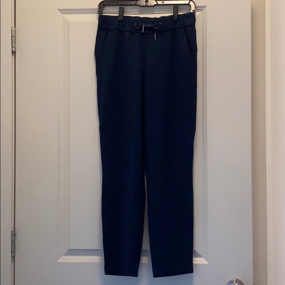 Lululemon on the fly pant